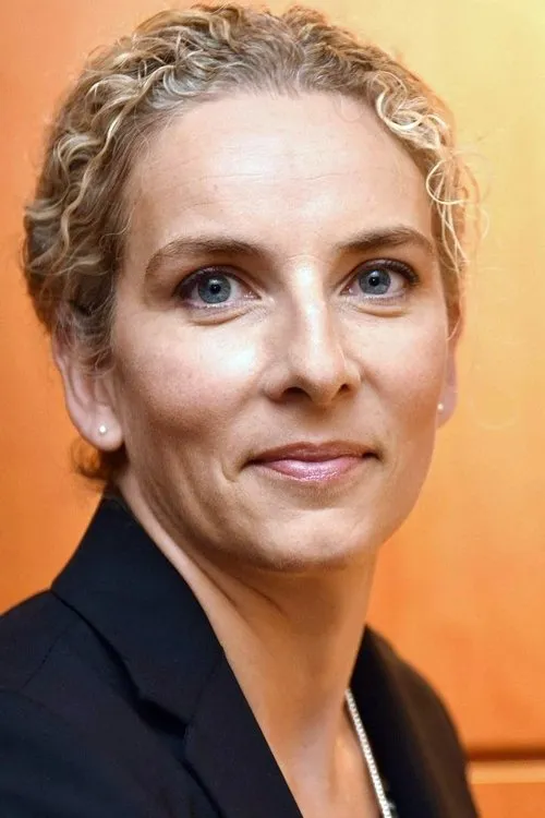 Delphine Batho en su biografía y filmografía