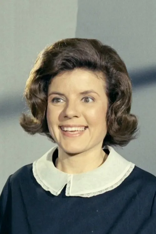 Δήμητρα Σερεμέτη interpretando a 