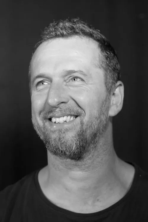 Péter Geltz ha trabajado con Dénes Bernáth en 1 ocasiones