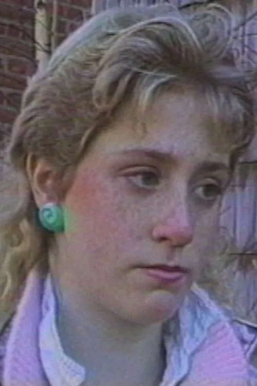 Denice Edeal interpretando a Denise