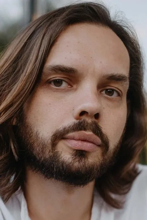 ??? ?????? ha trabajado con Денис Бузин en 1 ocasiones