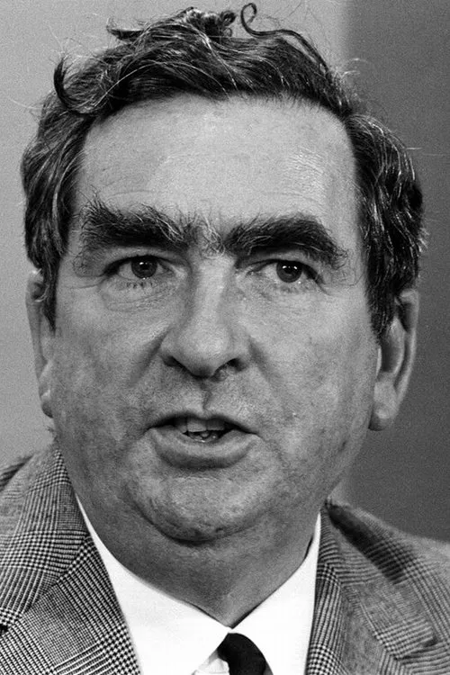 James Prior ha trabajado con Denis Healey en 1 ocasiones