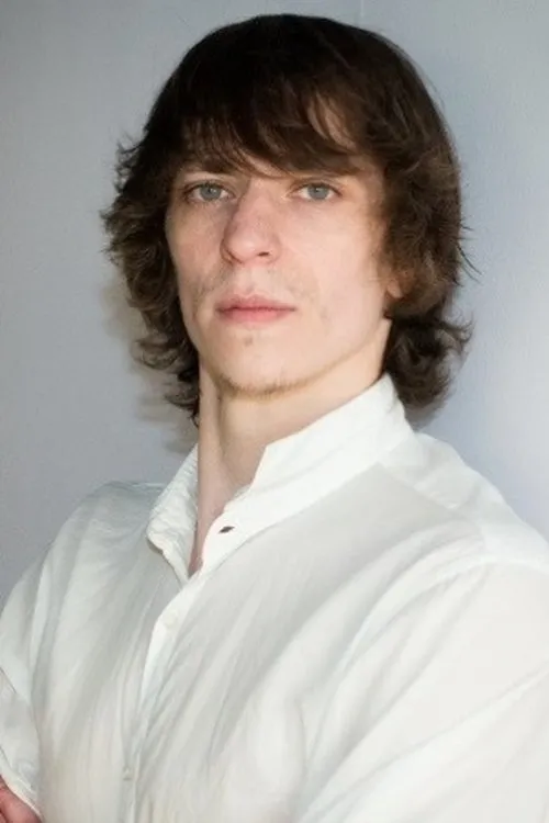 Denis Savin interpretando a Jerome