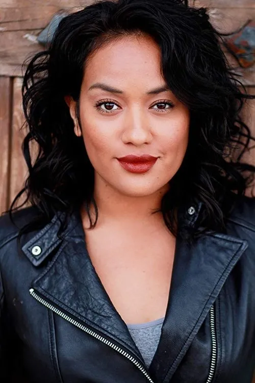 Denise G. Sanchez — personaje: Reina Vasquez