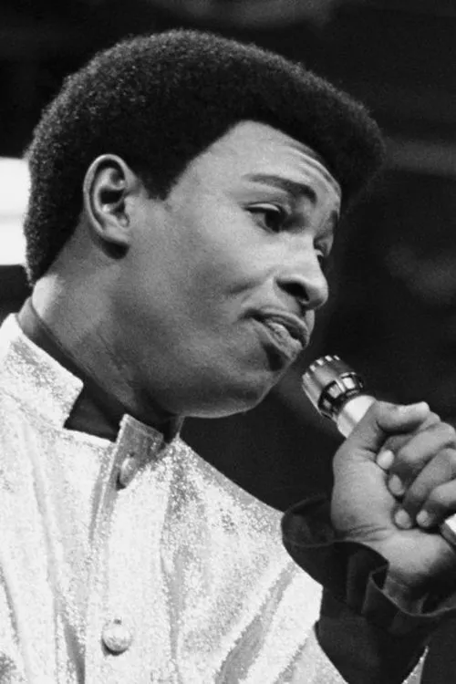 Dennis Edwards interpretando a Self