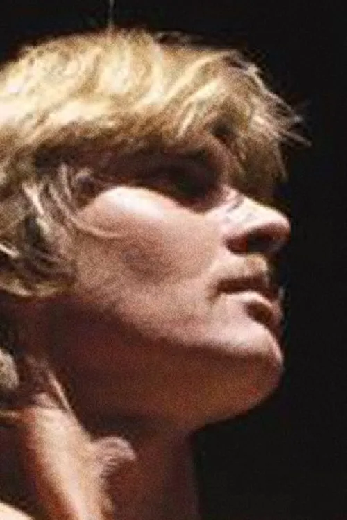 Philip Wagner ha trabajado con Dennis Love en 2 ocasiones