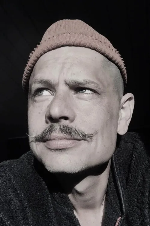 Dennis Nielsen — personaje: Håndværker