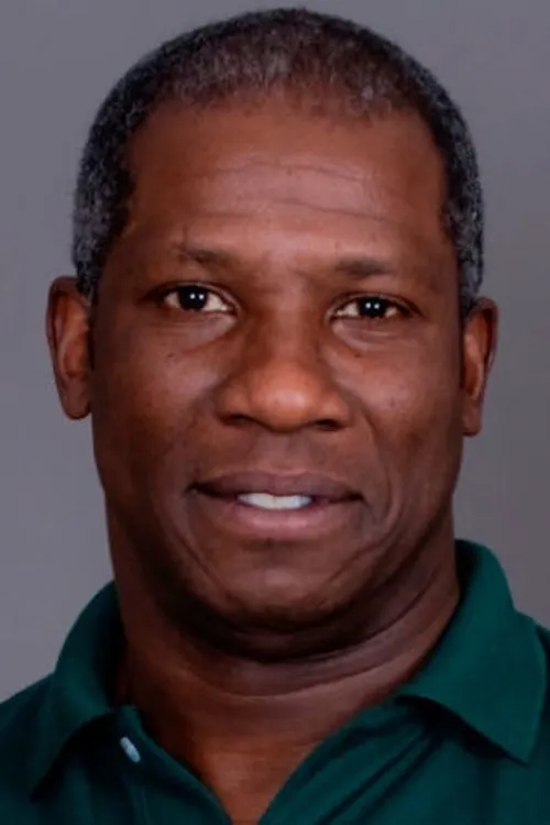 Oscar Foronda ha trabajado con Dennis Rudge en 1 ocasiones