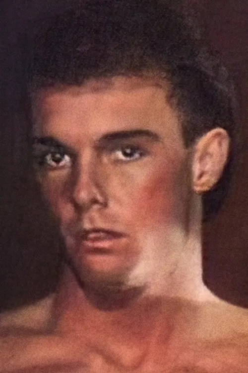 Derek Lane interpretando a 