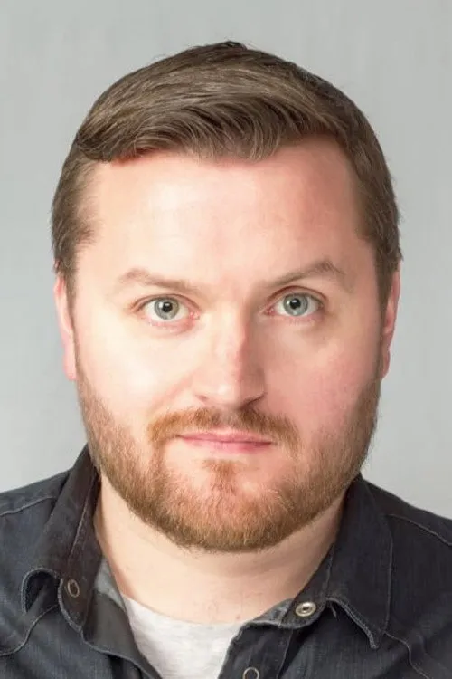 Derek Murphy interpretando a Johnny