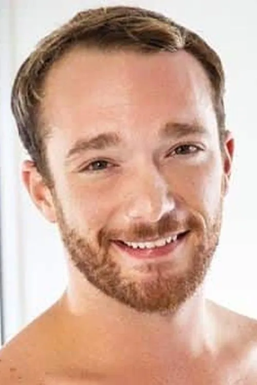 Derek Reed interpretando a 