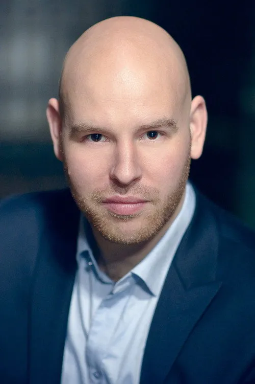 Tom Martinsen ha trabajado con Derek Welton en 1 ocasiones
