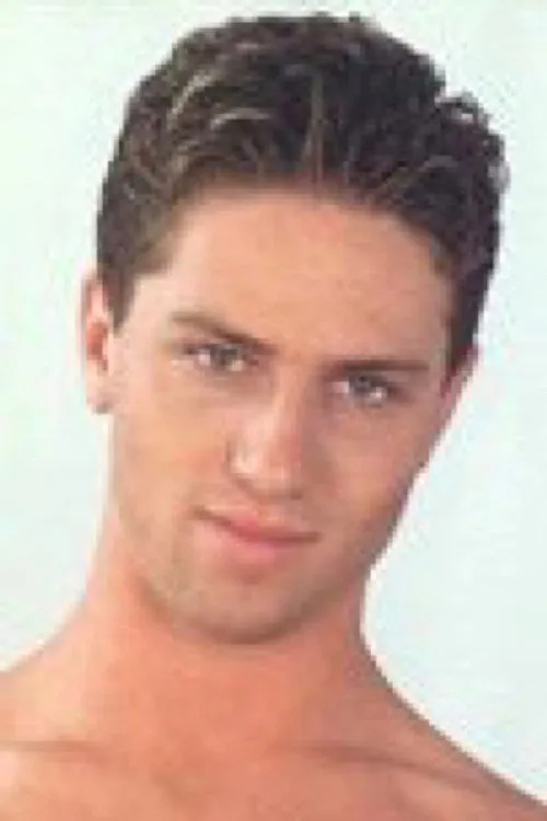 Rocky ha trabajado con Derrick Mills en 1 ocasiones