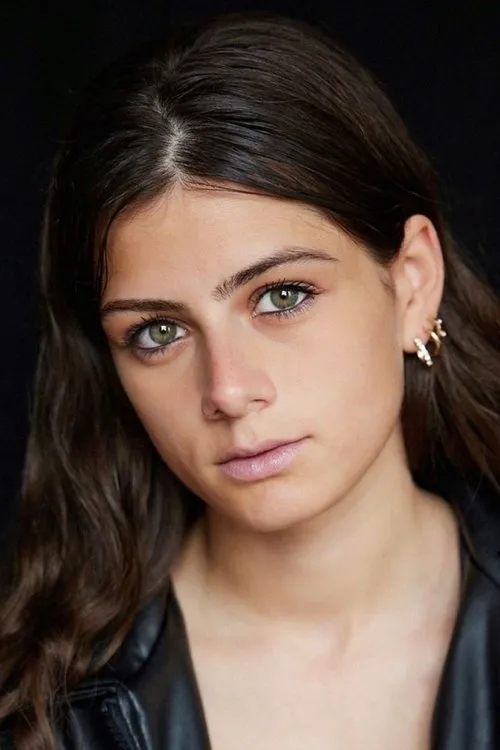 Naffie Janha ha trabajado con Derya Flechtner en 1 ocasiones