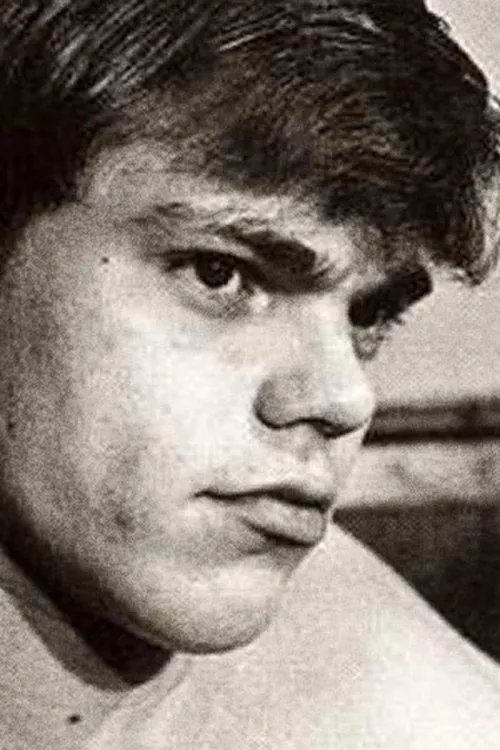 Tony Roberts ha trabajado con Des en 1 ocasiones