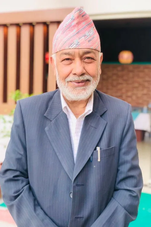 Ganesh Munal ha trabajado con Deshbhakta Khanal en 1 ocasiones