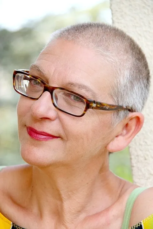 Desireless en su biografía y filmografía