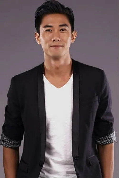 Desmond Tan — personaje: Hong Shi