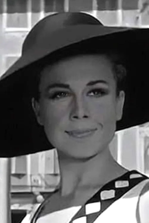 ????? ??s??p????? ha trabajado con Δέσποινα Νικολαΐδου en 2 ocasiones