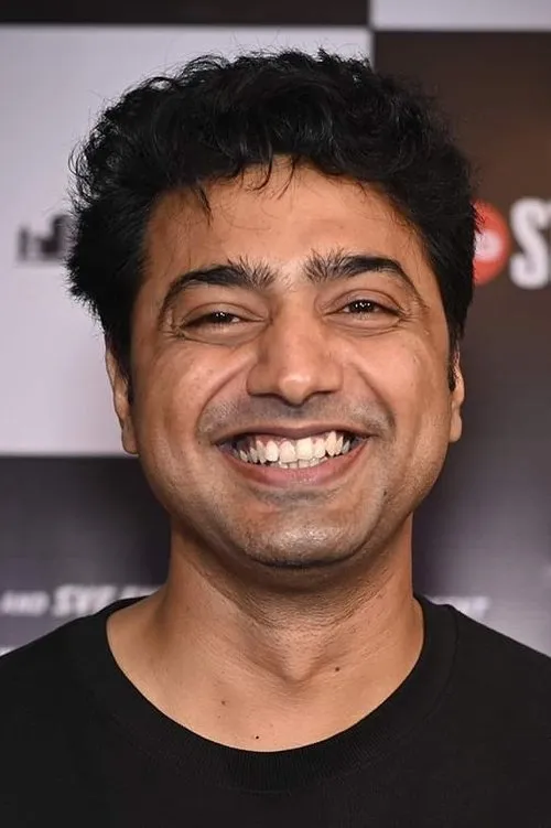 Arun Bannerjee ha trabajado con Dev en 1 ocasiones