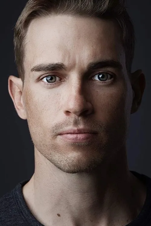 Ian Bruce ha trabajado con DeVille Vannik en 1 ocasiones