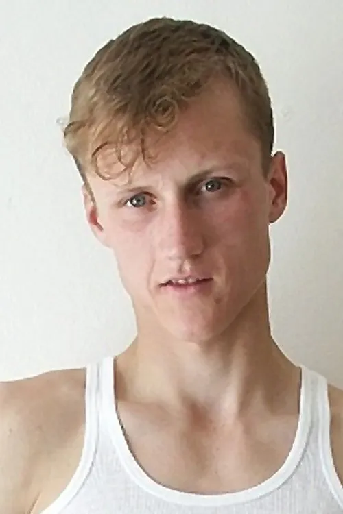 Jerry Zikes ha trabajado con Devon Donis en 2 ocasiones