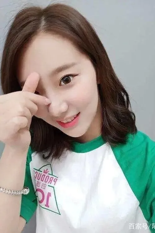 Dexi Liu — personaje: Gu Enen