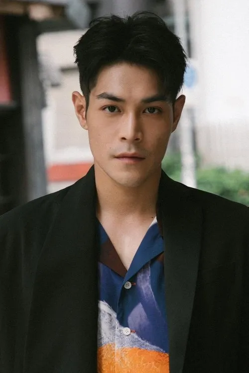 Deyn Li — personaje: Yi Zi Tong