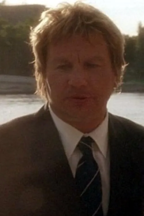 Diabolo interpretando a Philippe