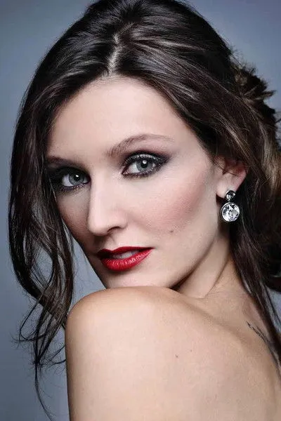 Michelle Van Der Nest ha trabajado con Diana Pereira en 1 ocasiones