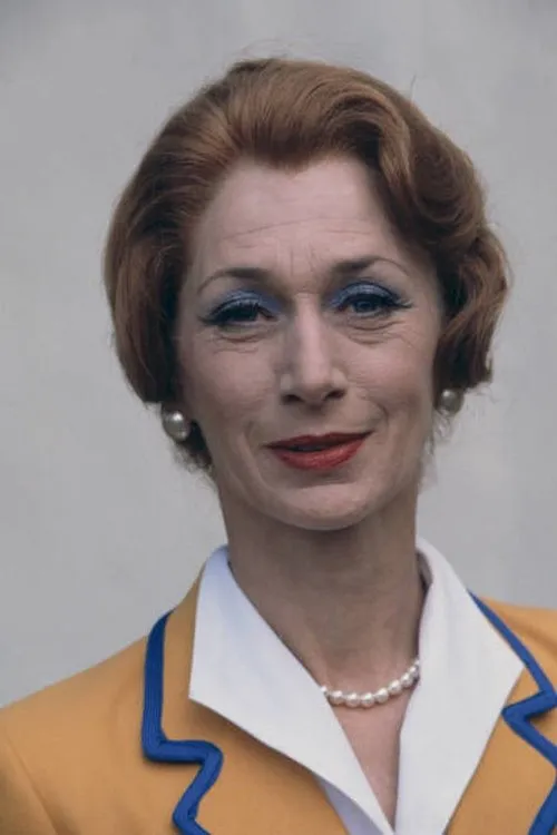 Diane Holland — personaje: Celia Littlewood