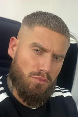 Diaz Pena Verlez — personaje: Self