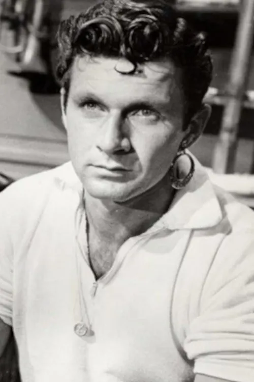 Dick Dale interpretando a Self