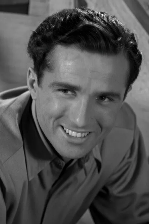 Foto de perfil del actor Dick Nelson en el reparto