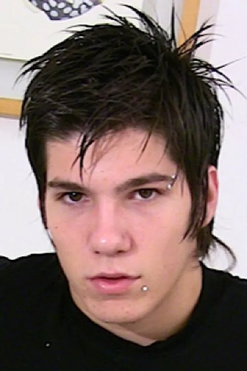 Didier Bernard interpretando a (archive footage)