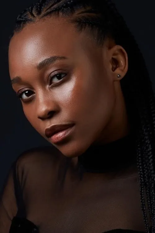 Didintle Khunou — personaje: Esther