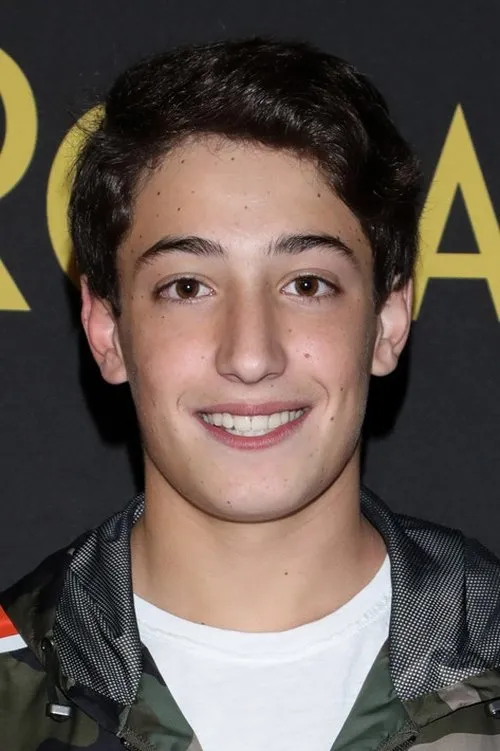 Diego Cortina Autrey interpretando a Toño