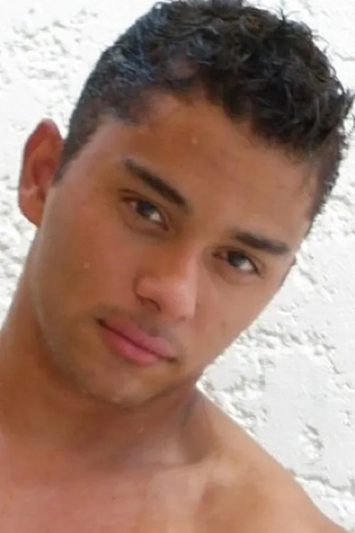 Mike Tiger ha trabajado con Diego Delavega en 1 ocasiones