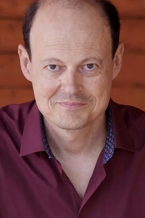 Dieter Rupp interpretando a Neurologe
