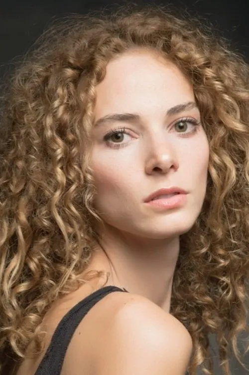 Dilşad Çelebi — personaje: Burcu