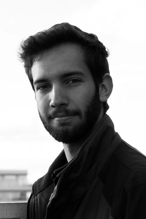 Santiago Hardie ha trabajado con Dimas Saguier en 1 ocasiones