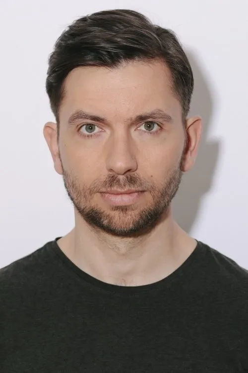 Dimitrija Doksevski interpretando a The Husband