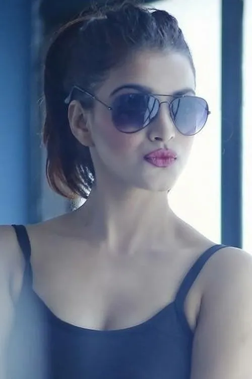 Kedar Ghimire ha trabajado con Dipika Prasai en 1 ocasiones