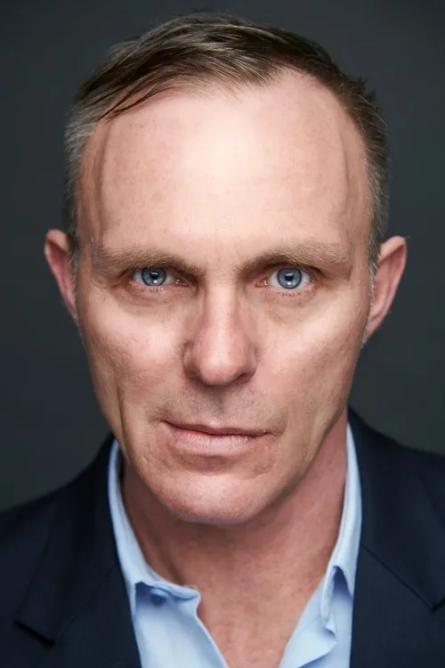 Timo Dierkes ha trabajado con Dirk Martens en 2 ocasiones