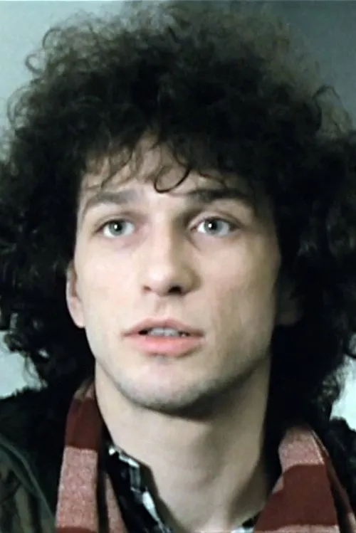 Dirk Nawrocki interpretando a Wolfgangs Kumpel