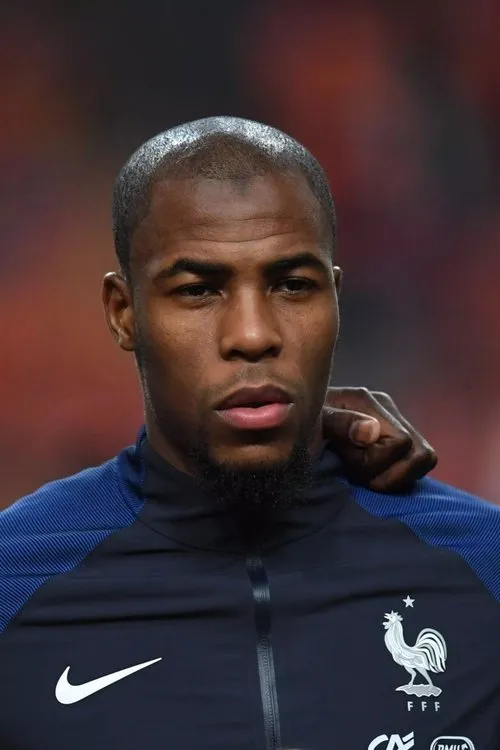 Corentin Tolisso ha trabajado con Djibril Sidibé en 1 ocasiones