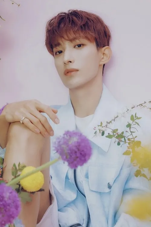 Dokyeom interpretando a Himself