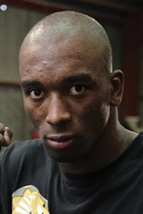 Dongi Yang ha trabajado con Dominic Waters en 1 ocasiones