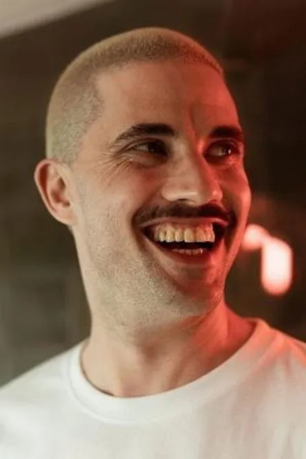 Ale Lindman ha trabajado con Dominik Fellmann en 1 ocasiones