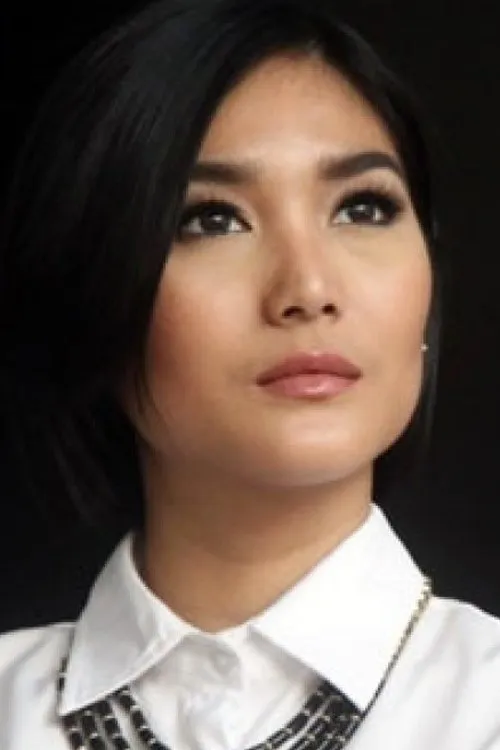 Jonathan Mulia ha trabajado con Dominique Diyose en 1 ocasiones